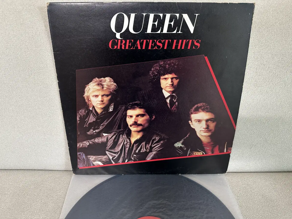 ROCK] Queen - Greatest Hits LP | 브랜드 중고거래 플랫폼